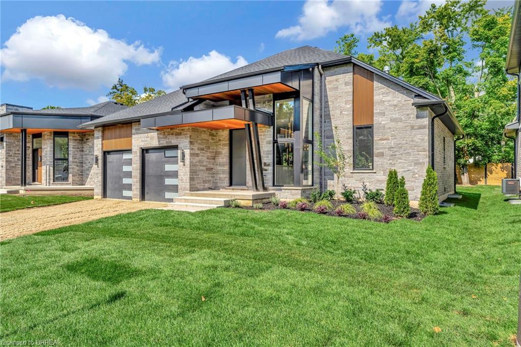 161 Parkside Drive, Brantford, ON - Outdoor