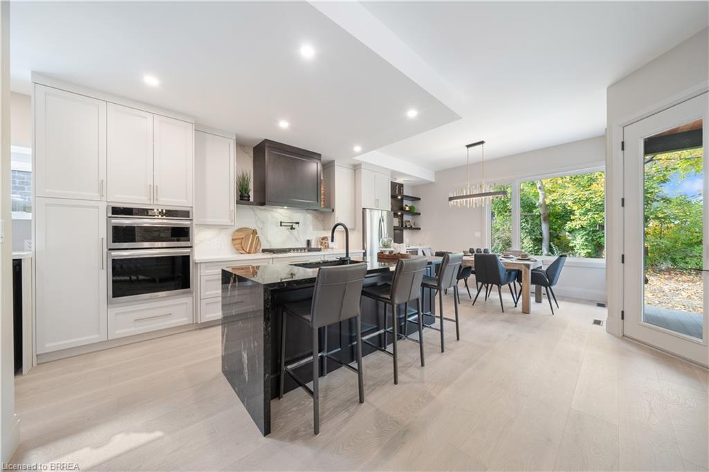 163 Parkside Drive, Brantford, ON - Indoor