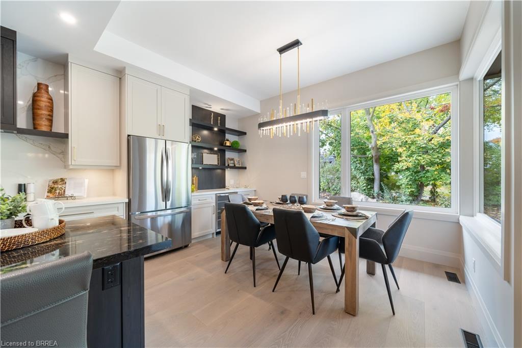 163 Parkside Drive, Brantford, ON - Indoor