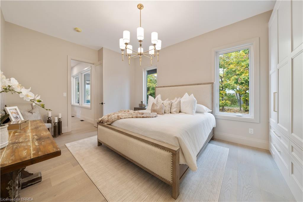 163 Parkside Drive, Brantford, ON - Indoor Photo Showing Bedroom