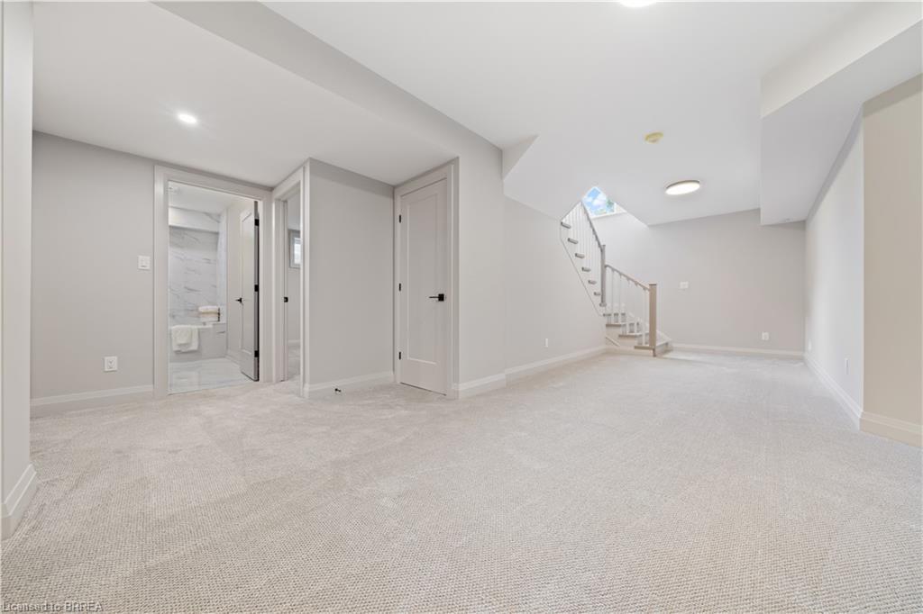 163 Parkside Drive, Brantford, ON - Indoor Photo Showing Other Room