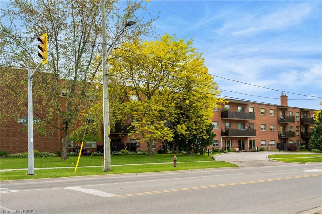 323-485 Thorold Road, Welland, ON - Outdoor With Balcony