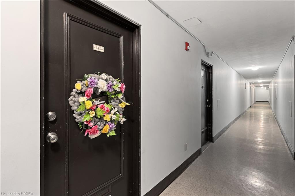 323-485 Thorold Road, Welland, ON - Indoor Photo Showing Other Room