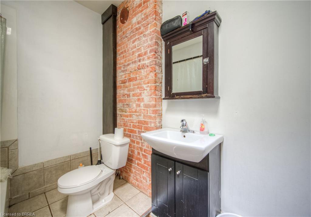 183 Market Street, Brantford, ON