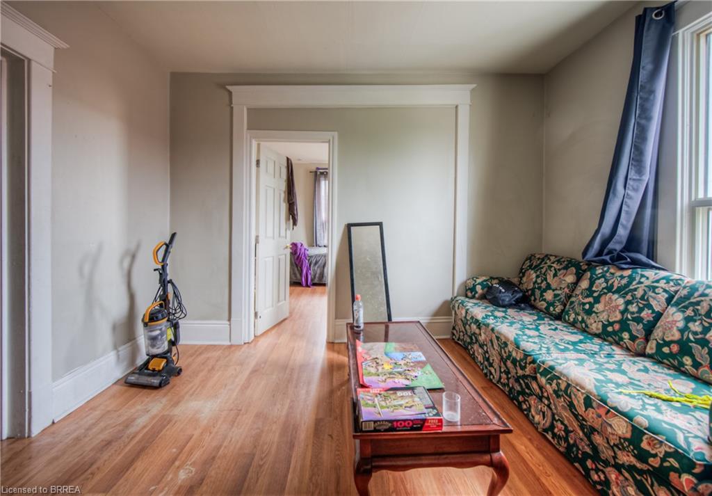 183 Market Street, Brantford, ON