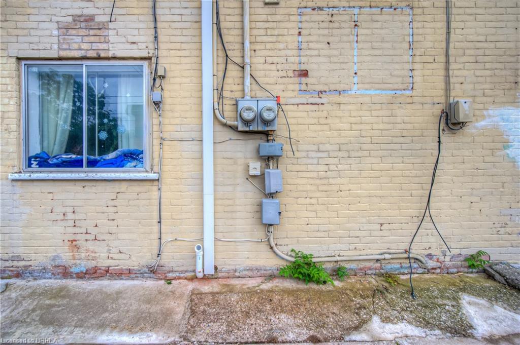 183 Market Street, Brantford, ON