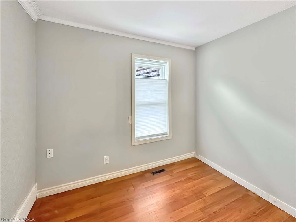 273 Brant Avenue, Brantford, ON - Indoor Photo Showing Other Room