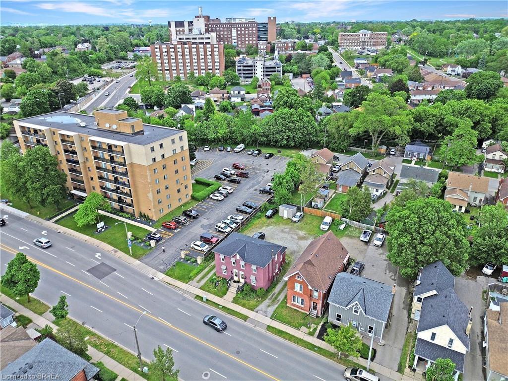 273 Brant Avenue, Brantford, ON - Outdoor With View