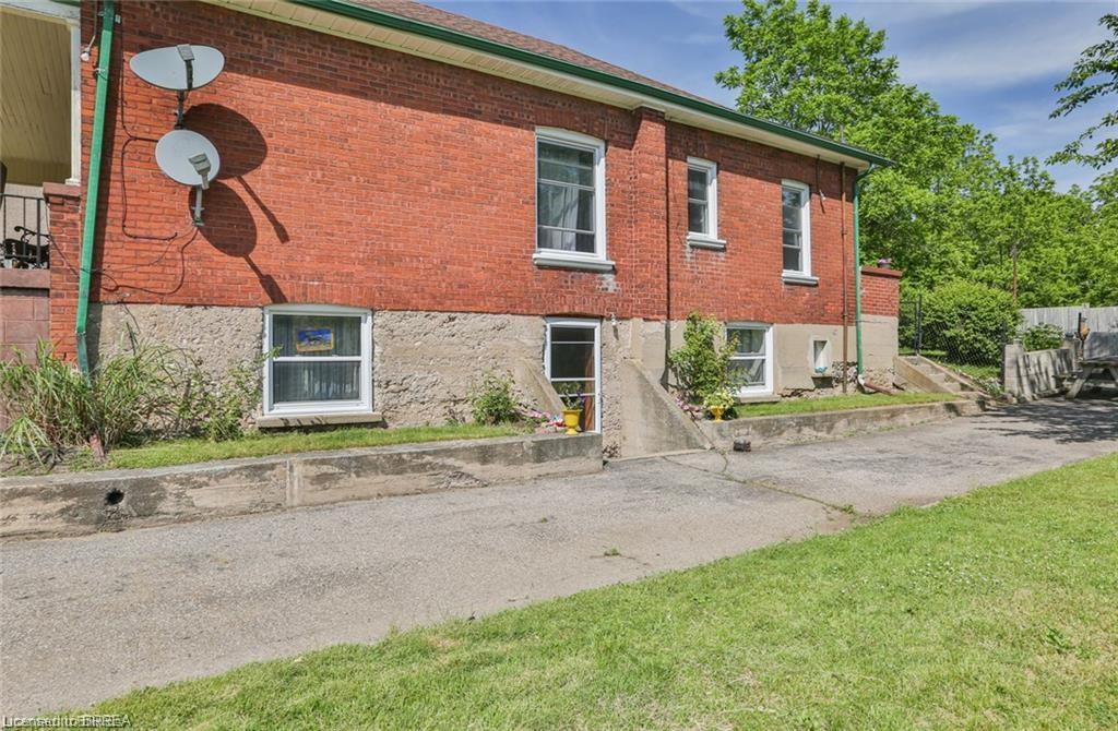 5 Cloverdale Avenue, Brantford, ON - Outdoor With Exterior