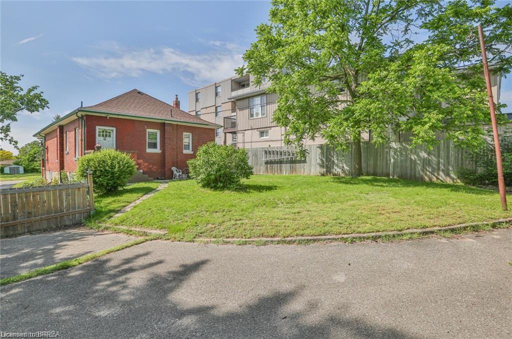 5 Cloverdale Avenue, Brantford, ON - Outdoor