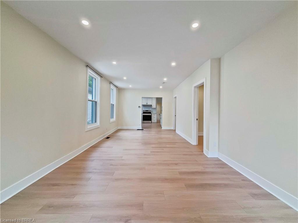 164 Nelson Street, Brantford, ON - Indoor Photo Showing Other Room