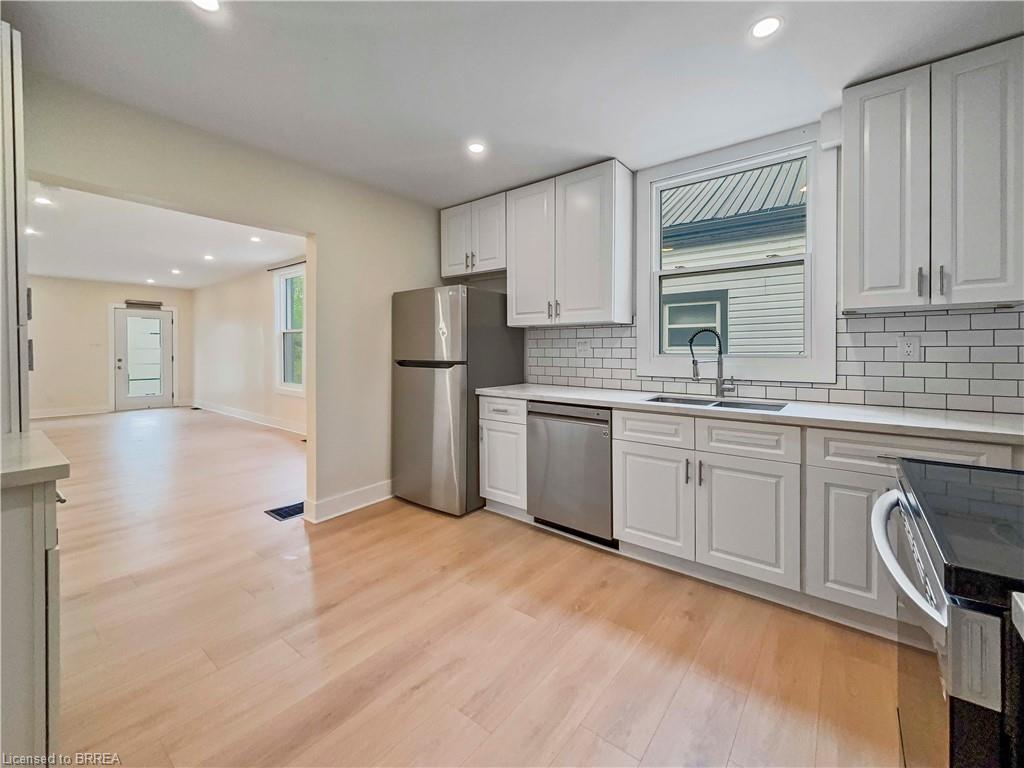 164 Nelson Street, Brantford, ON - Indoor Photo Showing Kitchen With Stainless Steel Kitchen With Double Sink
