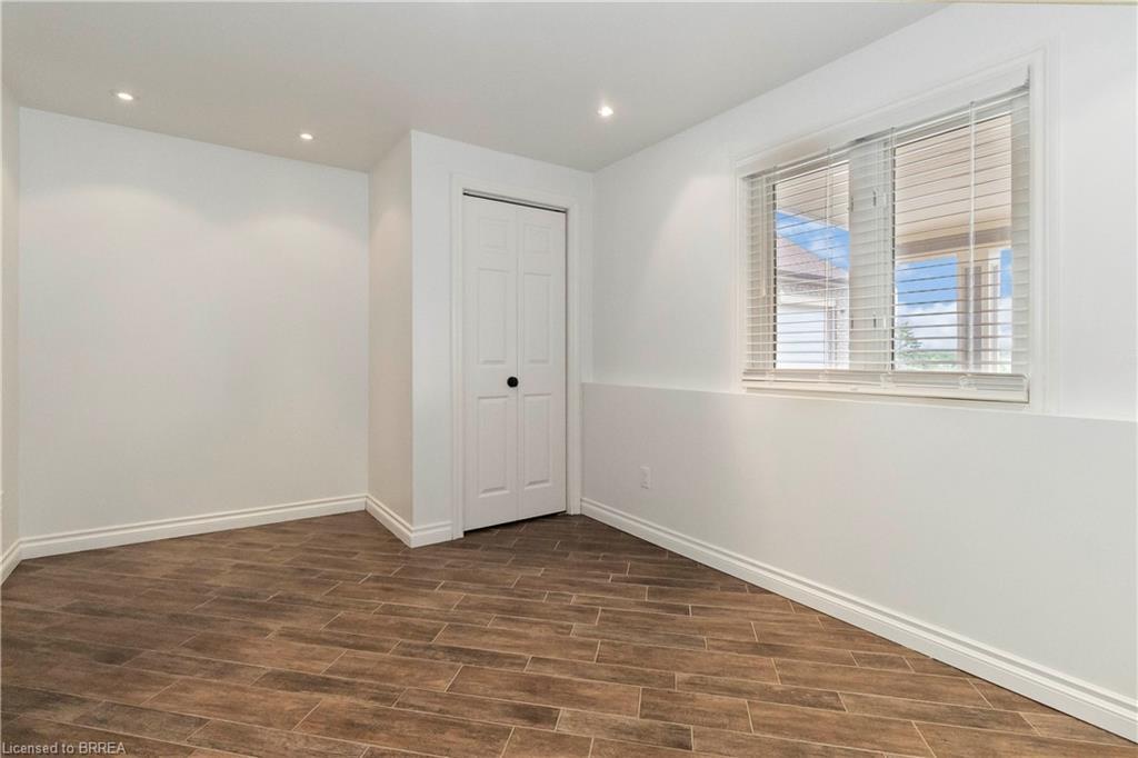 221 Old Onondaga Road E, Brantford, ON - Indoor Photo Showing Other Room