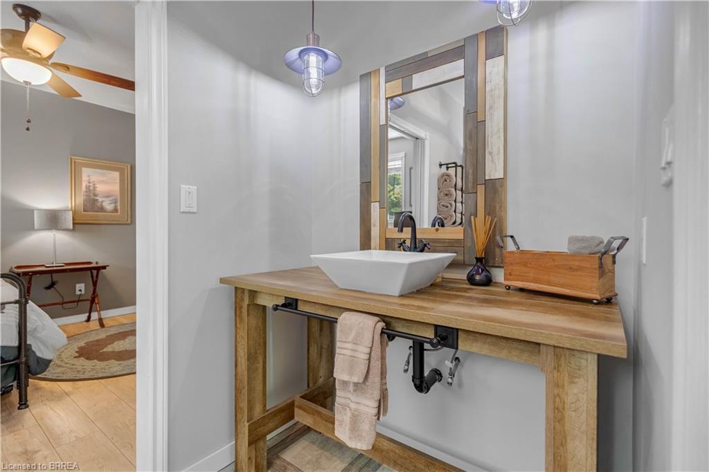 156 St Johns Road W, Simcoe, ON - Indoor