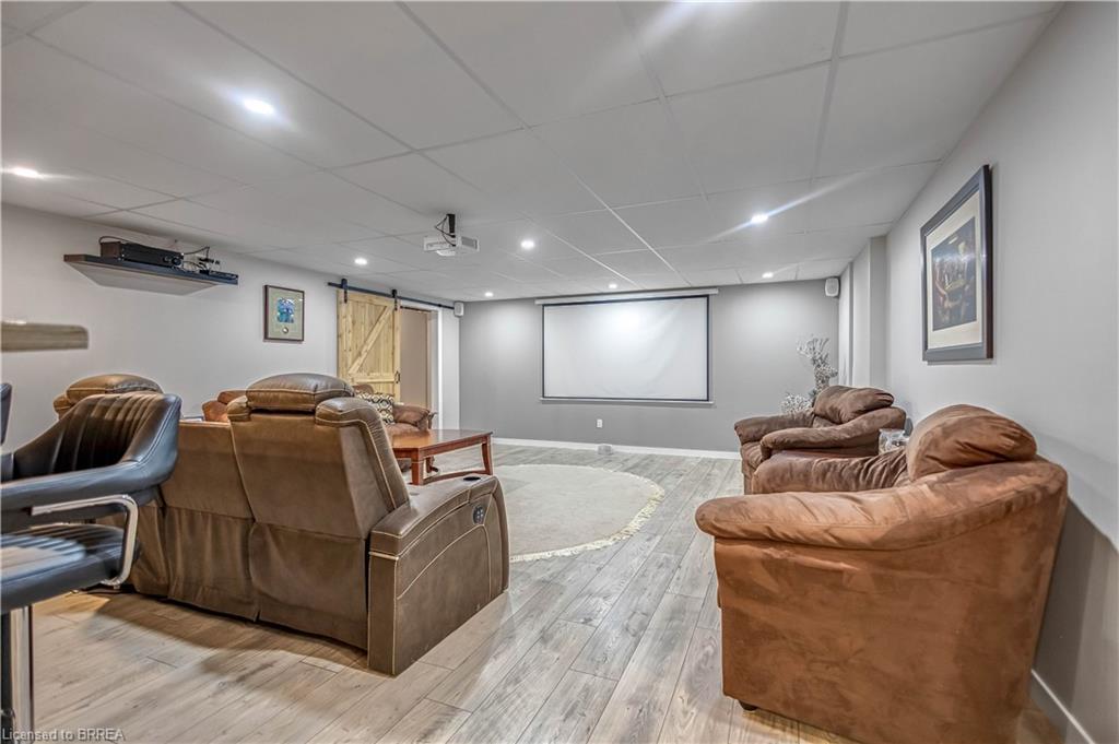 156 St Johns Road W, Simcoe, ON - Indoor