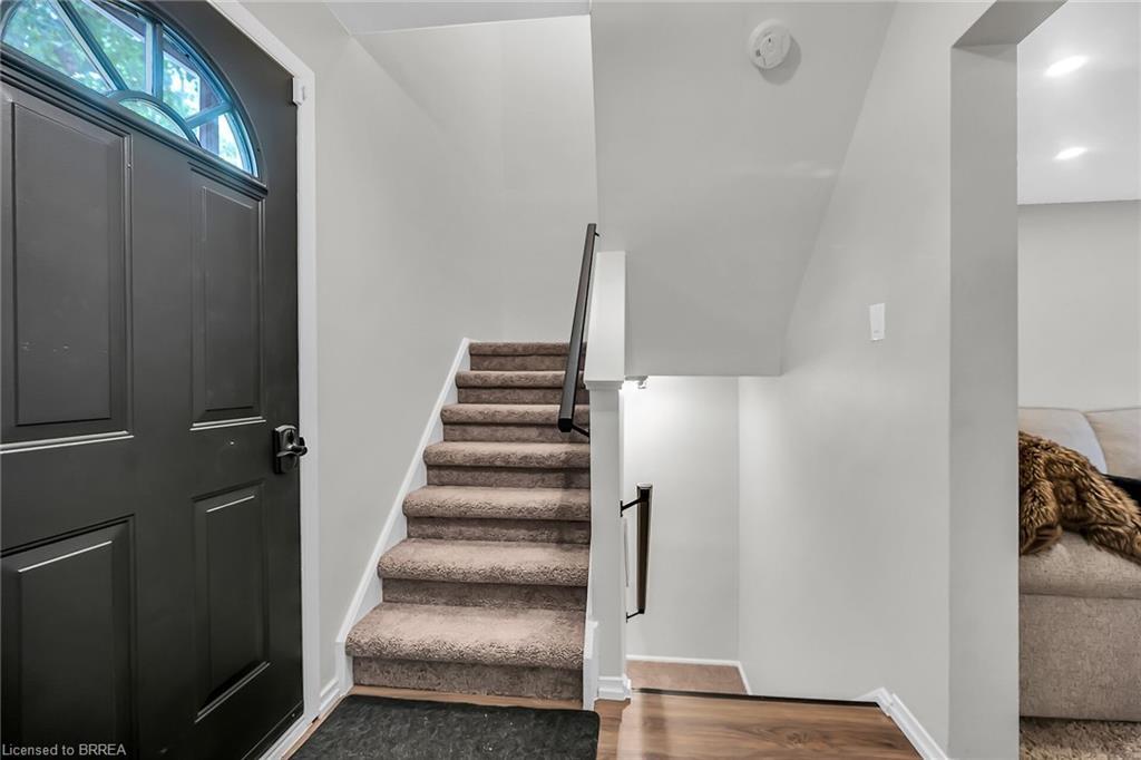 52-273 Elgin Street, Brantford, ON - Indoor Photo Showing Other Room