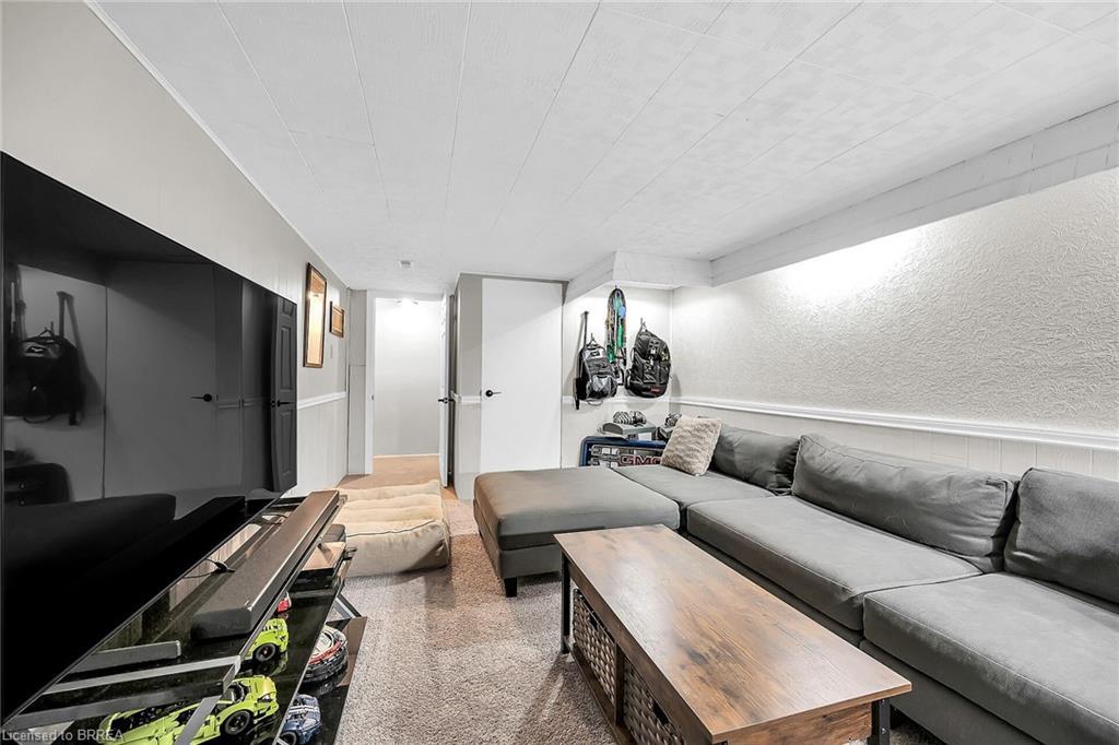 52-273 Elgin Street, Brantford, ON - Indoor