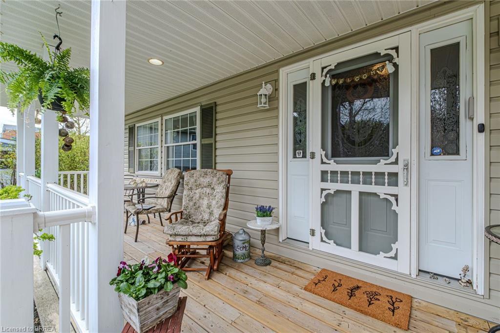 388 Mckellar Street, Strathroy, ON - Outdoor With Deck Patio Veranda With Exterior