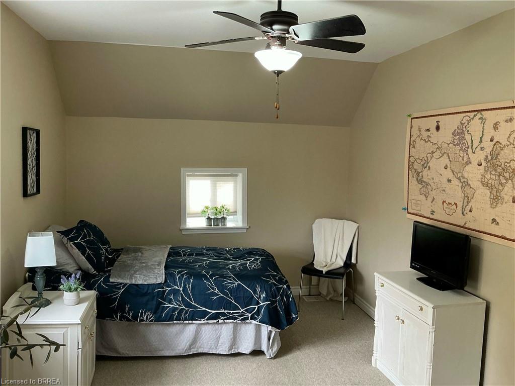 388 Mckellar Street, Strathroy, ON - Indoor Photo Showing Bedroom