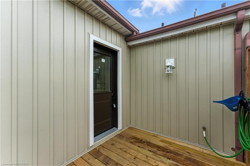 34 North Park Street, Brantford, ON - Outdoor With Exterior