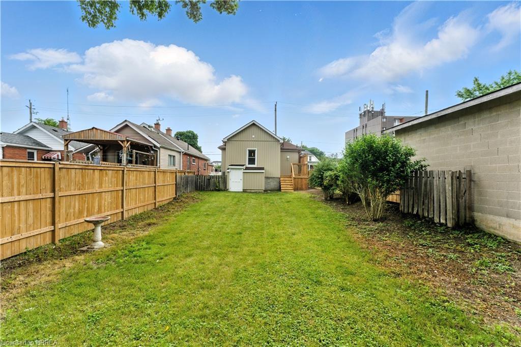 34 North Park Street, Brantford, ON - Outdoor