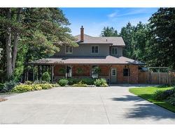 182 Governor's Road E Paris, ON N3L 3E1