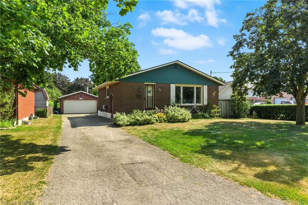 22 Mccammon Street, Paris, ON - Outdoor