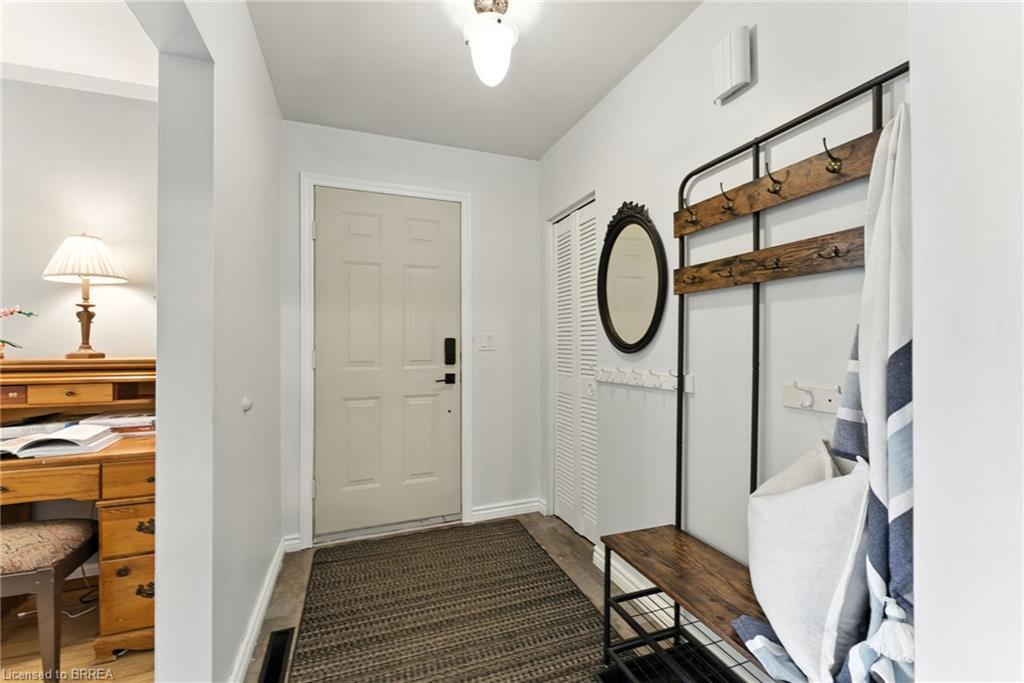 22 Mccammon Street, Paris, ON - Indoor Photo Showing Other Room