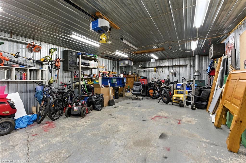 22 Mccammon Street, Paris, ON - Indoor Photo Showing Garage
