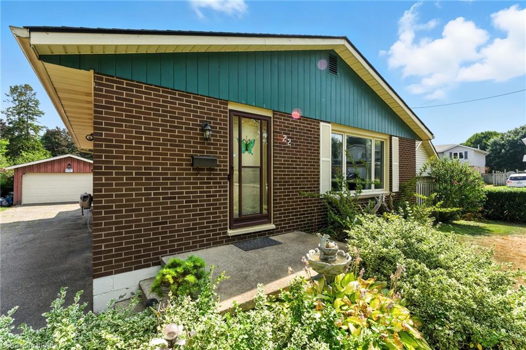 22 Mccammon Street, Paris, ON - Outdoor With Exterior