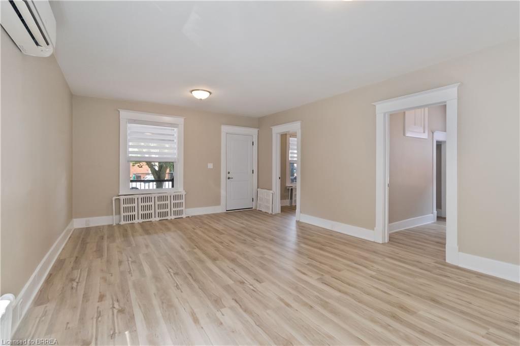 179 Grey Street, Brantford, ON - Indoor