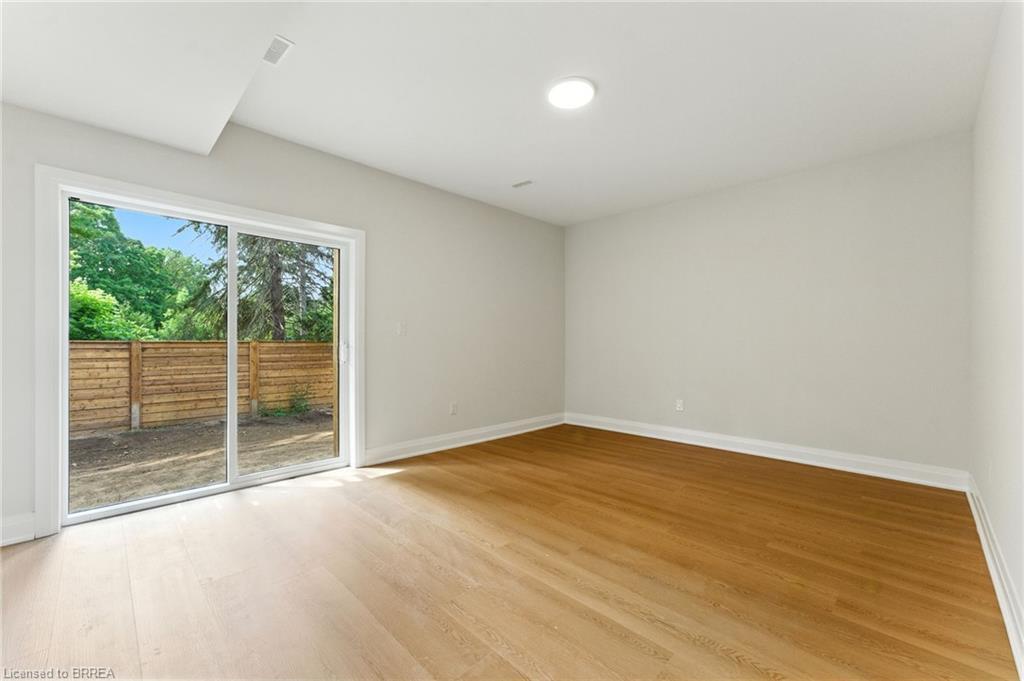 3-161 Fifth Avenue, Brantford, ON - Indoor Photo Showing Other Room