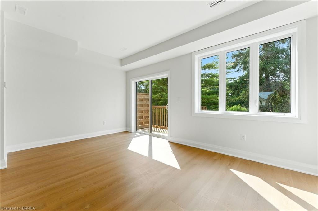 3-161 Fifth Avenue, Brantford, ON - Indoor Photo Showing Other Room