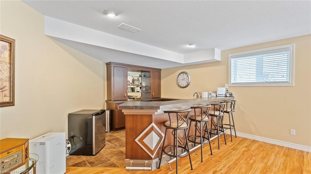 424 Lakeview Drive, Woodstock, ON - Indoor