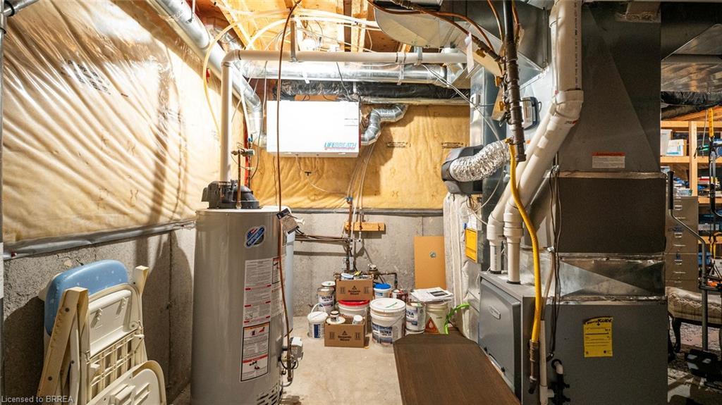 424 Lakeview Drive, Woodstock, ON - Indoor Photo Showing Basement