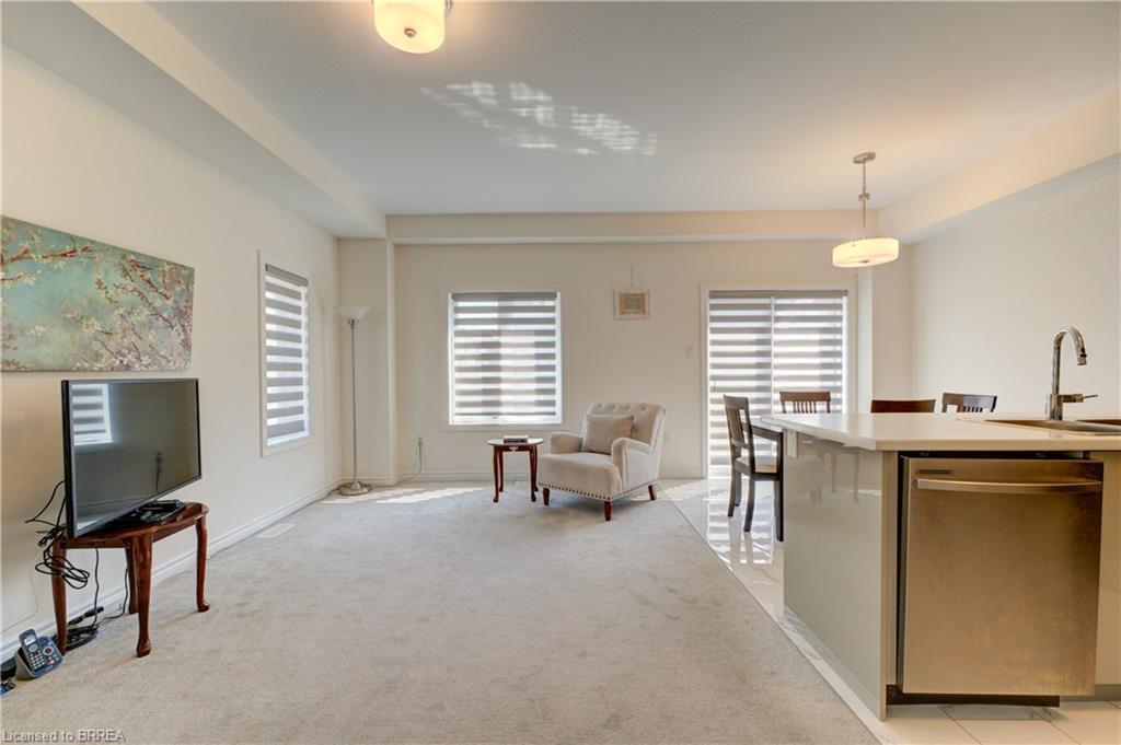 2 Copeman Avenue, Brantford, ON - Indoor