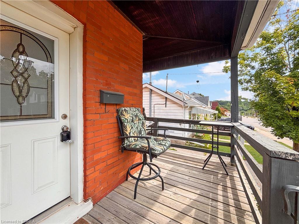 86 Arthur Street, Brantford, ON - Outdoor With Deck Patio Veranda With Exterior