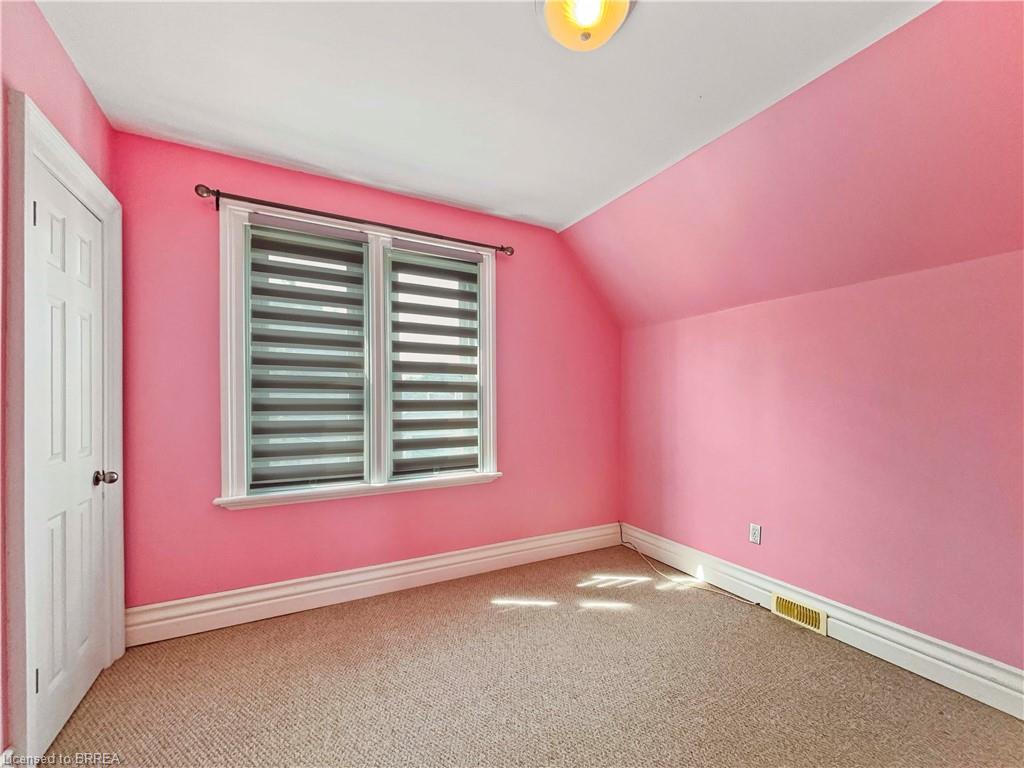 86 Arthur Street, Brantford, ON - Indoor Photo Showing Other Room