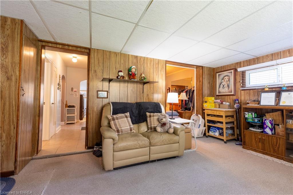 154 Talbot Street, Kitchener, ON - Indoor