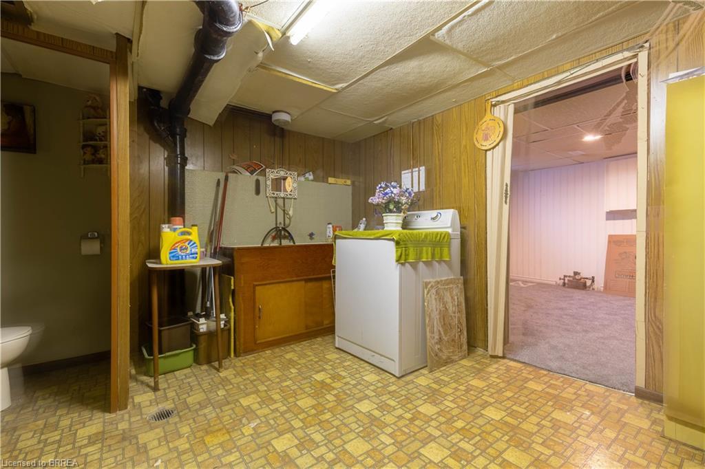 154 Talbot Street, Kitchener, ON - Indoor