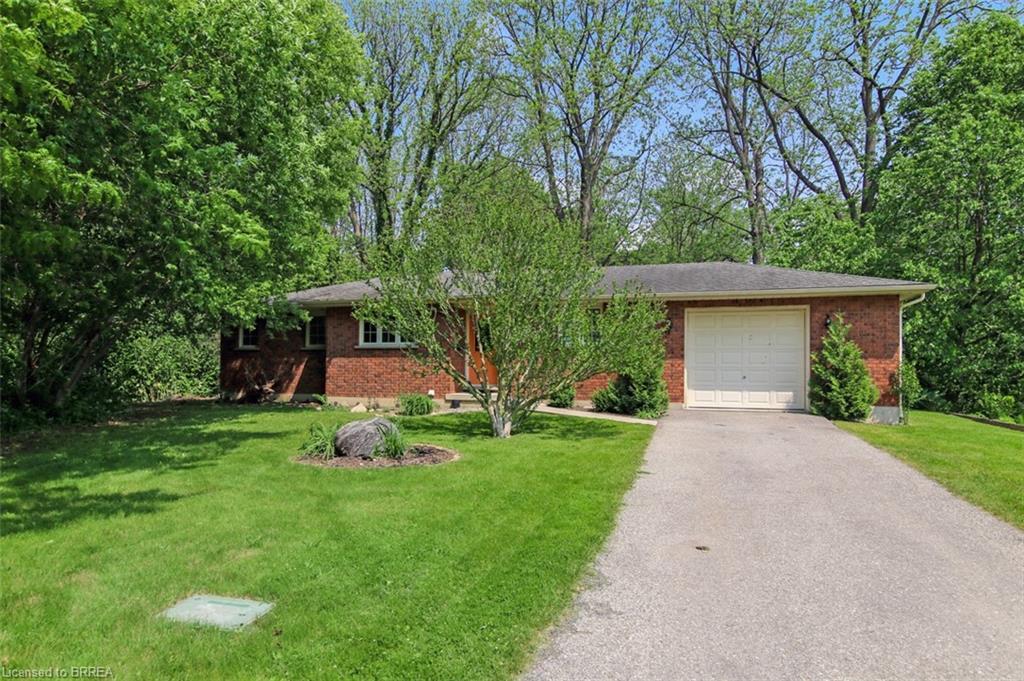 80 Race Street, Paris, ON - Outdoor