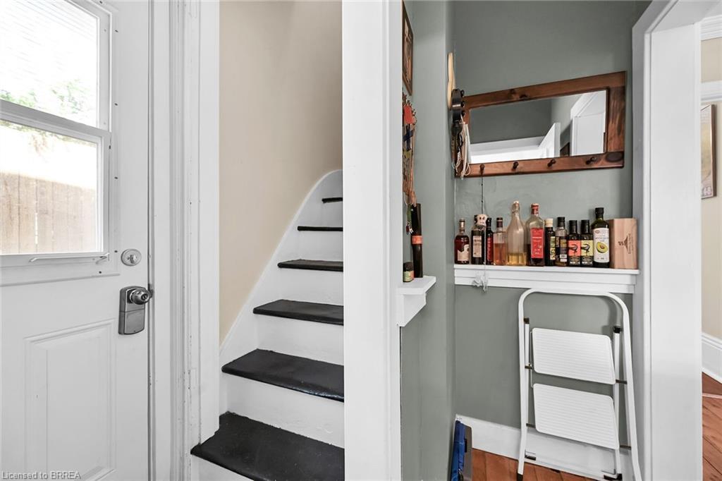 40 Locke Street S, Hamilton, ON - Indoor Photo Showing Other Room