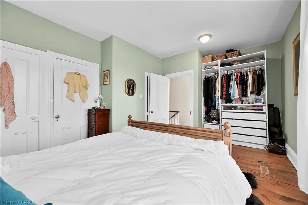 40 Locke Street S, Hamilton, ON - Indoor Photo Showing Bedroom