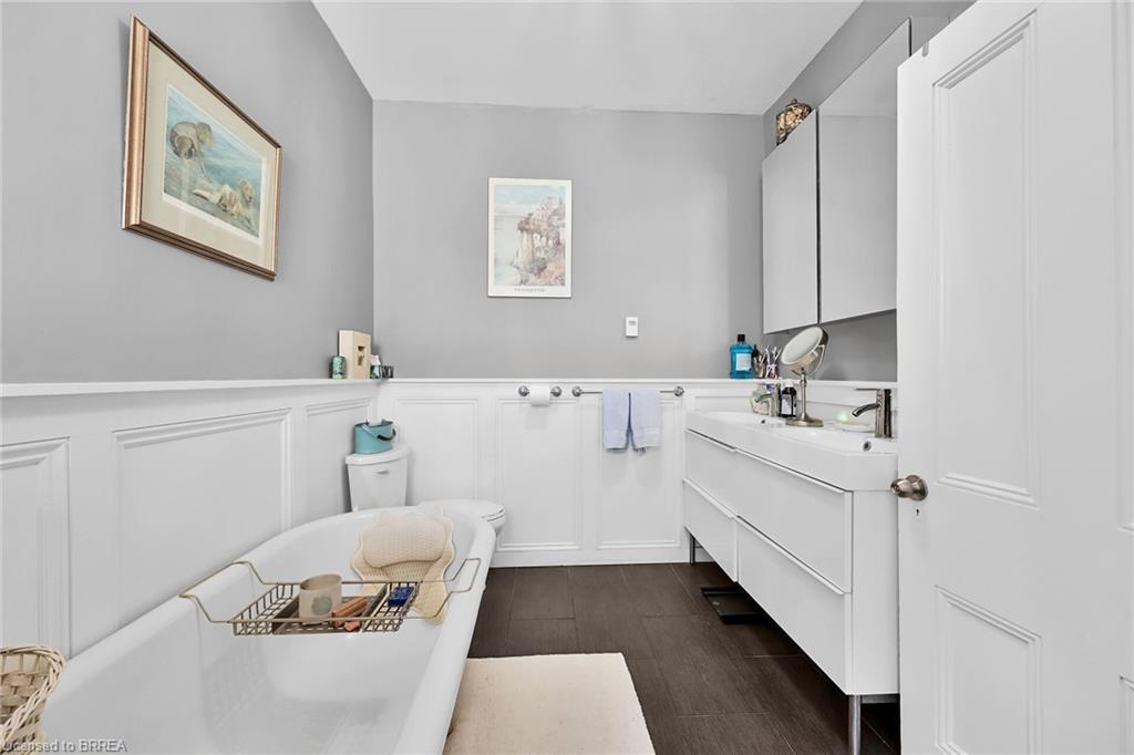 40 Locke Street S, Hamilton, ON - Indoor