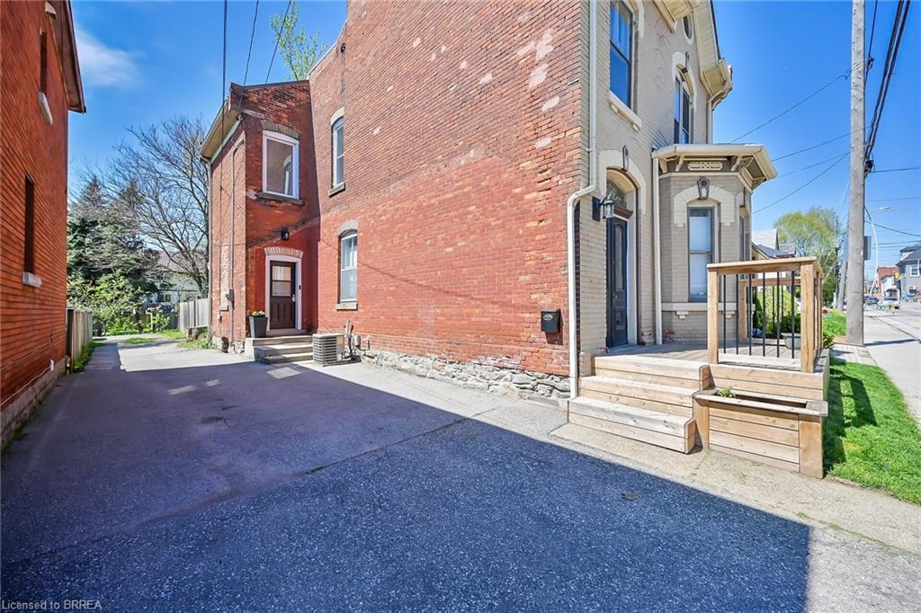 40 Locke Street S, Hamilton, ON - Outdoor
