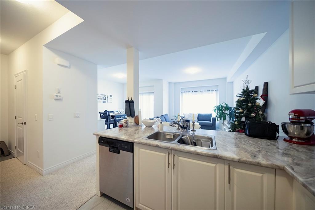 119-77 Diana Avenue, Brantford, ON - Indoor Photo Showing Kitchen With Double Sink