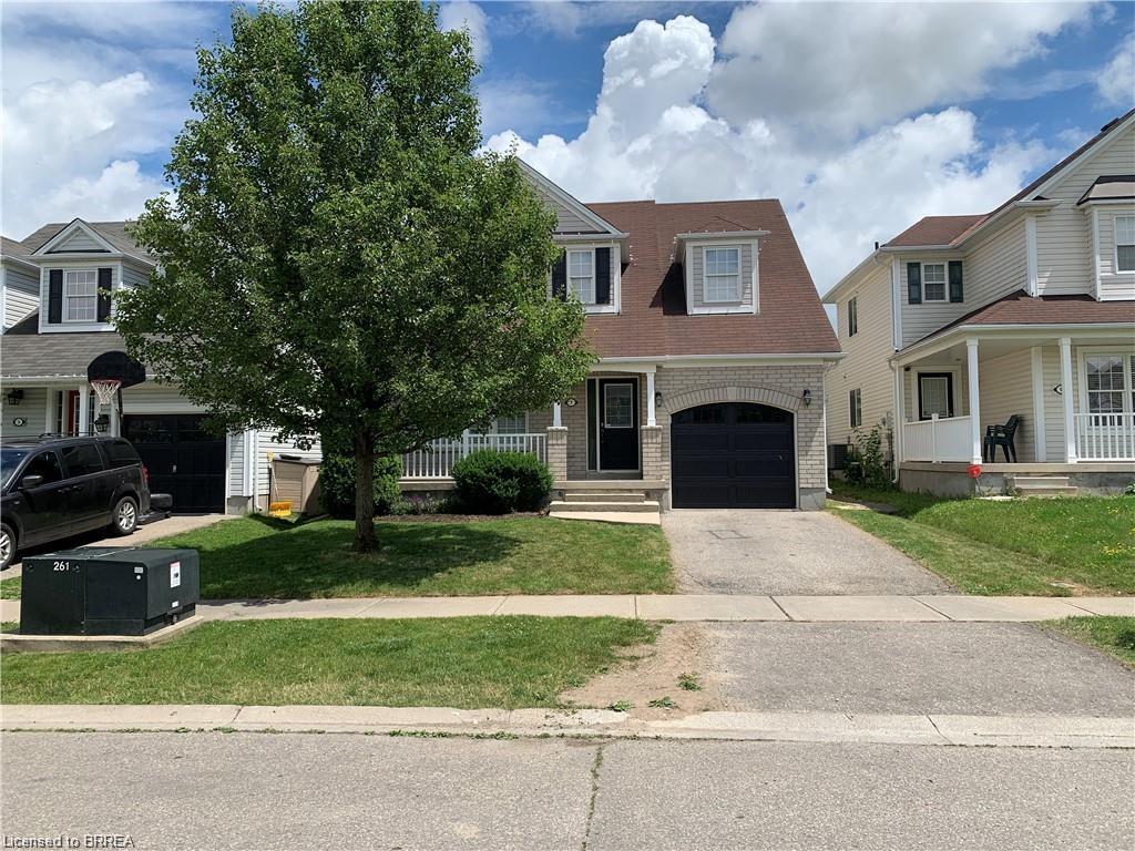 7 Hollinrake Avenue, Brantford, ON - Outdoor With Facade