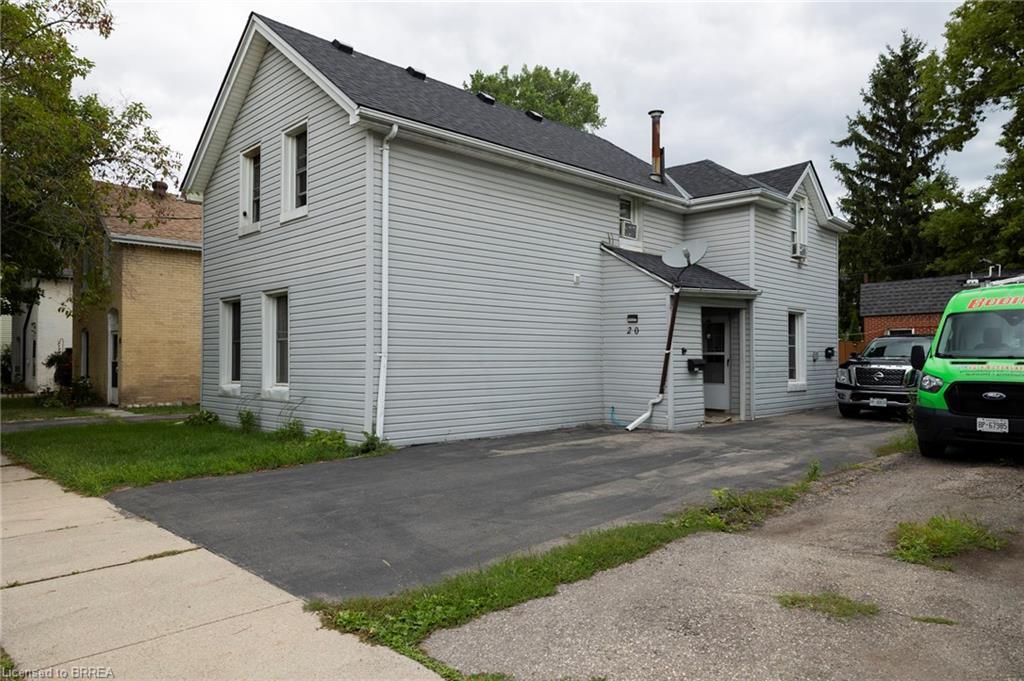 20 Superior Street, Brantford, ON - Outdoor