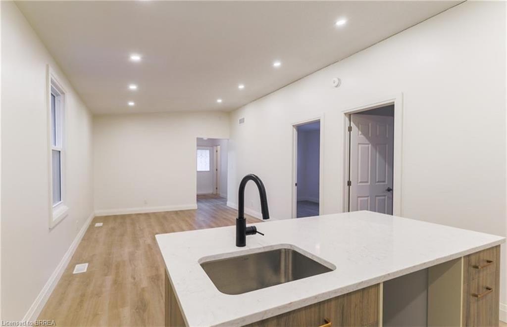 19-A Creeden Street, Paris, ON - Indoor Photo Showing Kitchen