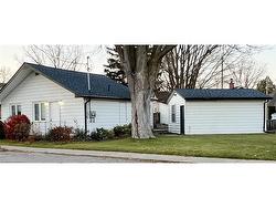 19-B Creeden Street Paris, ON N3L 2B8